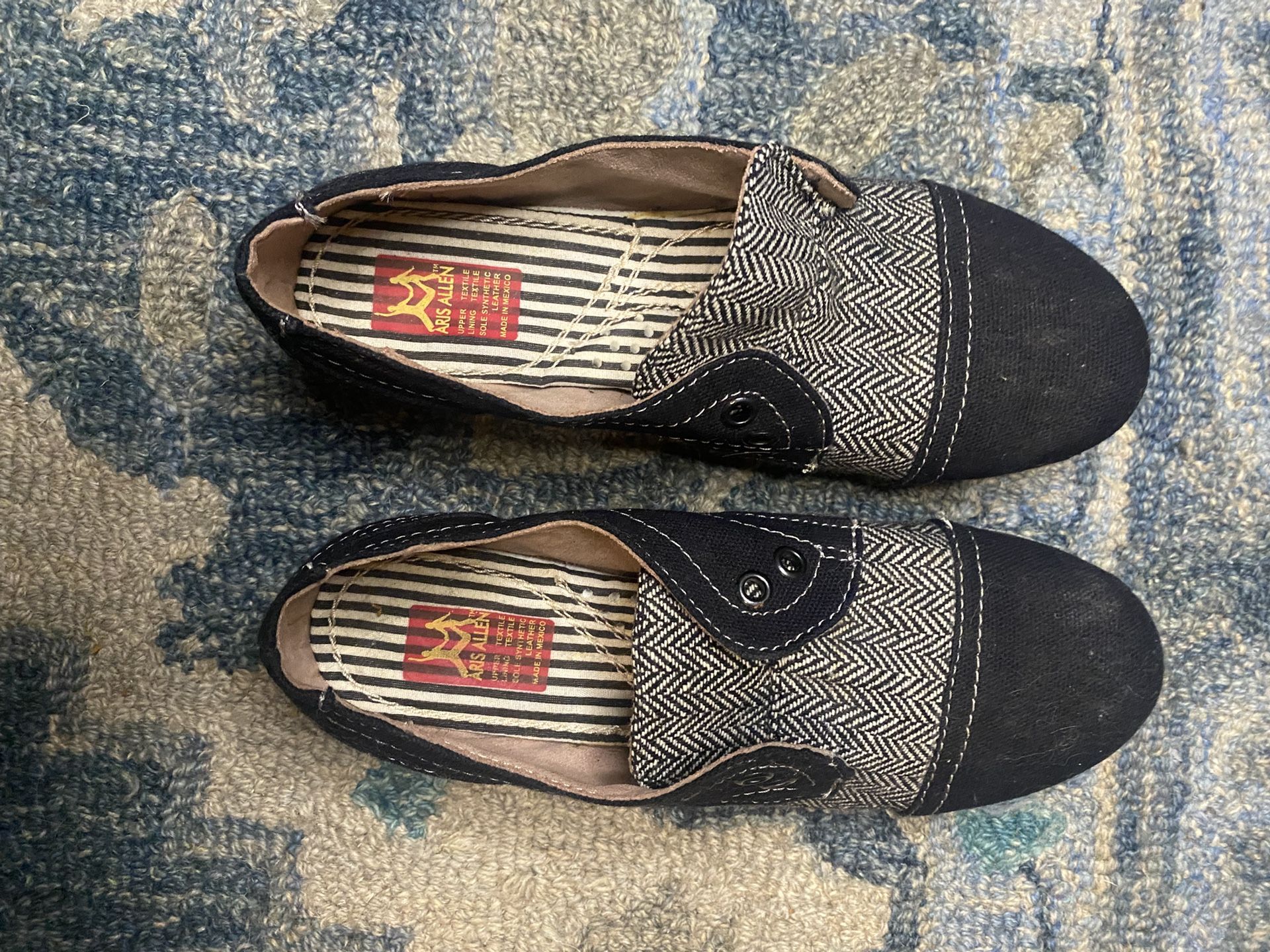 Aris Allen Sueded Dance Shoes