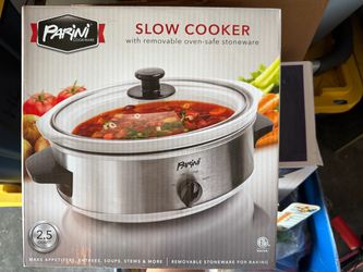 Brand New Parini 2.5 Qt Casserole Slow Cooker (New in Box)