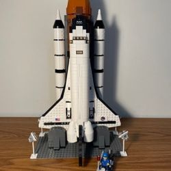 Lego Set 10231: Shuttle Expedition