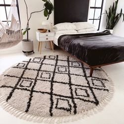 Round Moroccan Tassel Shag Rug