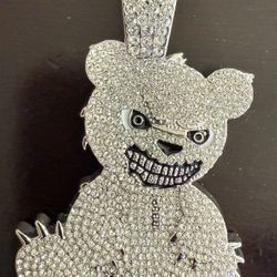 Silver and zirconia bear hip-hop pendant