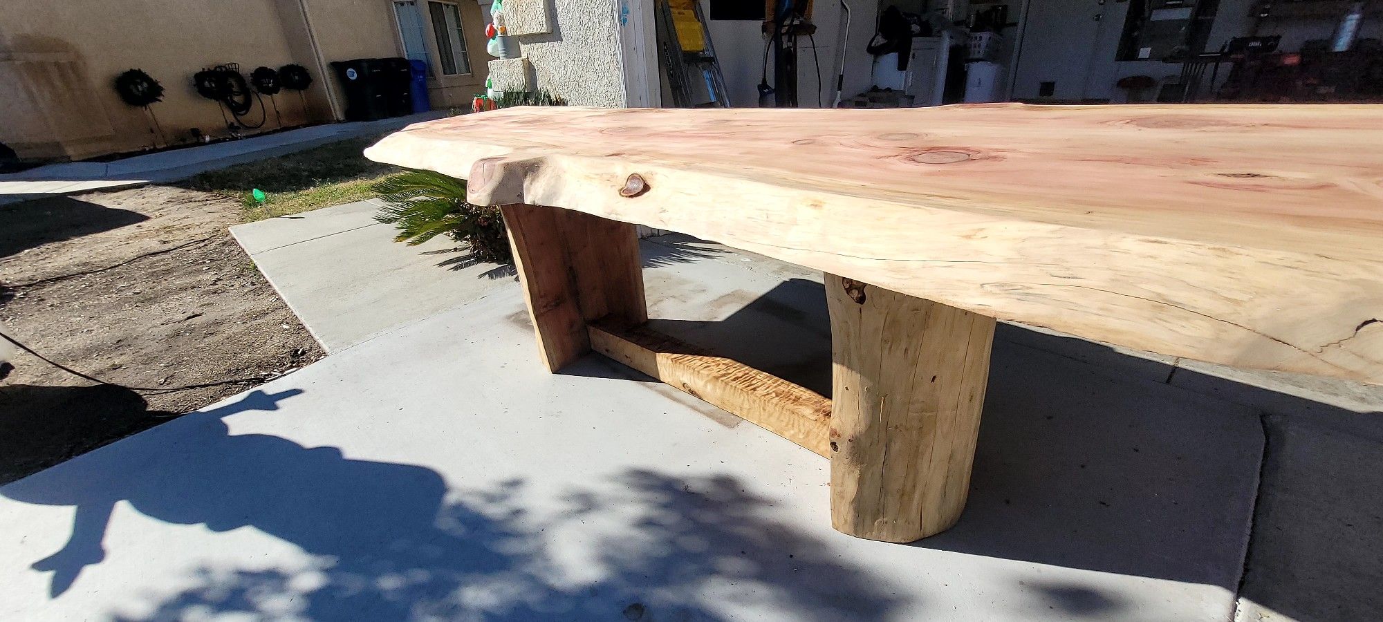 "REDWOOD" RUSTIC TABLE