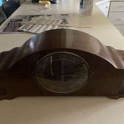1920 Art deco mantle clock 