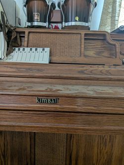 Kimball Piano.