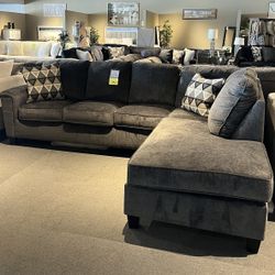 Grey 2PC Sectional