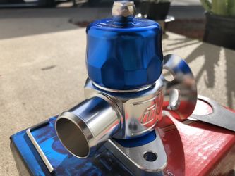 Turbosmart TS-0205-1009 Blue Dual Port Blow Off Valve for Mazda/Subaru