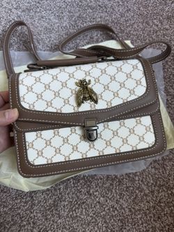 New Handbag For Women It’s Very Beautiful And Very Good Quality For $35 