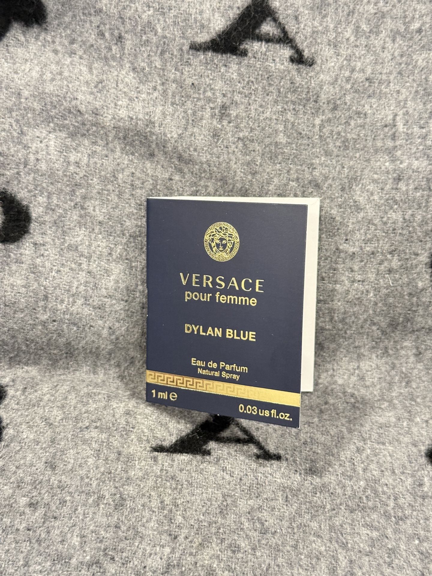 Versace Dylan Blue EDP sample 1ml