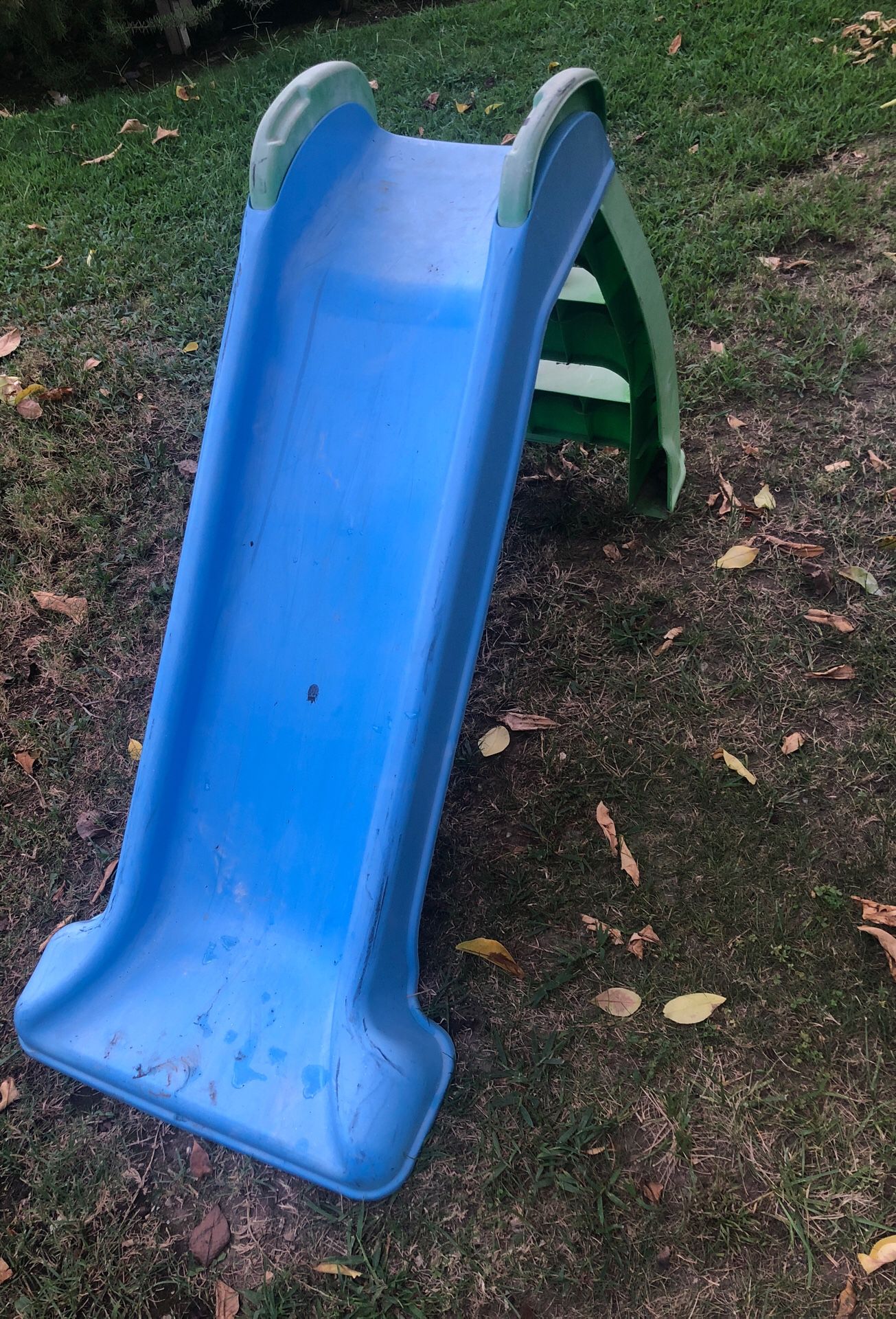 Little tikes blue and green play set swing slide and picnic table