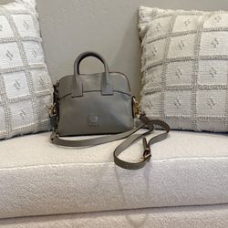 Dooney Bourke