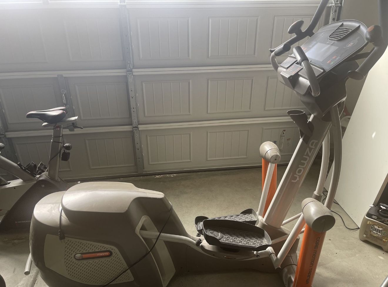 Yowza Fitness Miami Elliptical Trainer Machine