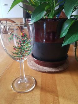 Spode Christmas tree wine glass set of 12