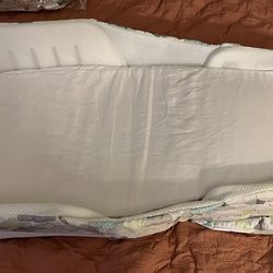 Baby Delight Snuggle Nest