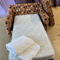 Pull Out Sleeper Love Seat