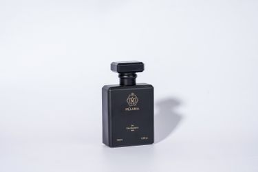 Melania A Signature Scent for the Woman of Distinction (Inspired by Meliora)-100MLS ( 50% Discount)