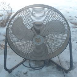22-INCH SHOP FAN