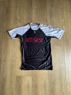 Gracie Barra men’s rash guard