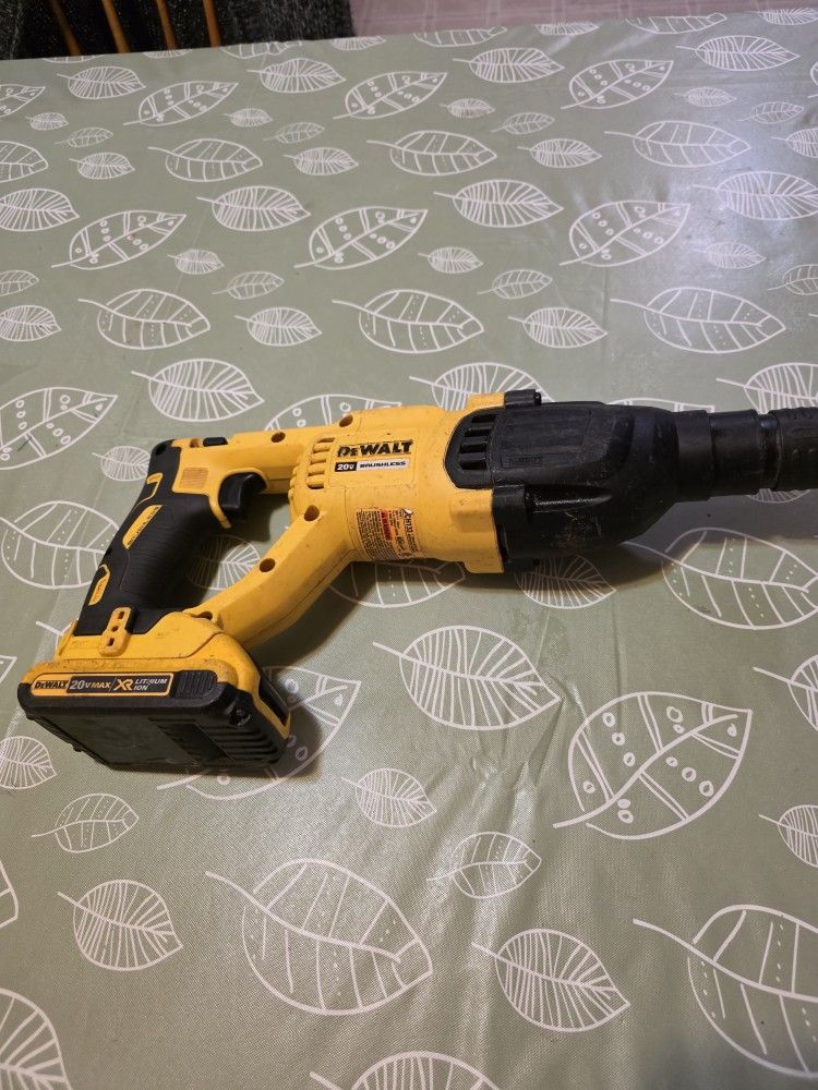 Dewalt 20v Royary Hammer/ Battery