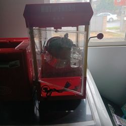 Nostalgia Old School Pop Corn Maker 