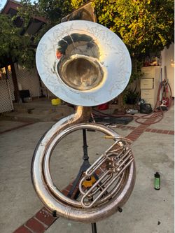 Tuba sousaphone