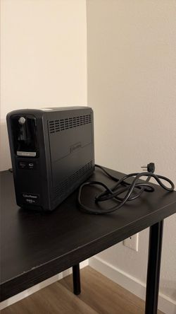 CyberPower 1500VA UPS Battery Backup - Like New