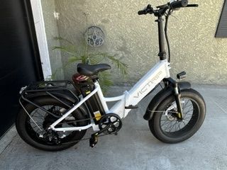 ELECTRIC BIKE FOR SALE with only 5.9 Miles Driven!