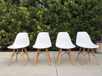 Rove Concepts - 4 white/oak quality dining chairs