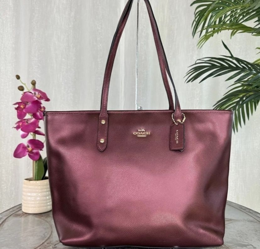 COACH Metallic Cherry Red Pebble (Burgundy) Leather Tote Purse Bag