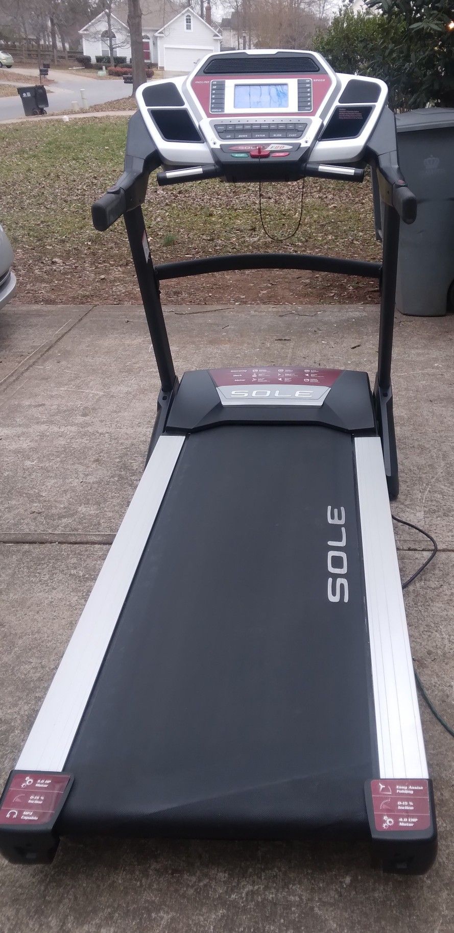 Sole F-80 Threadmill