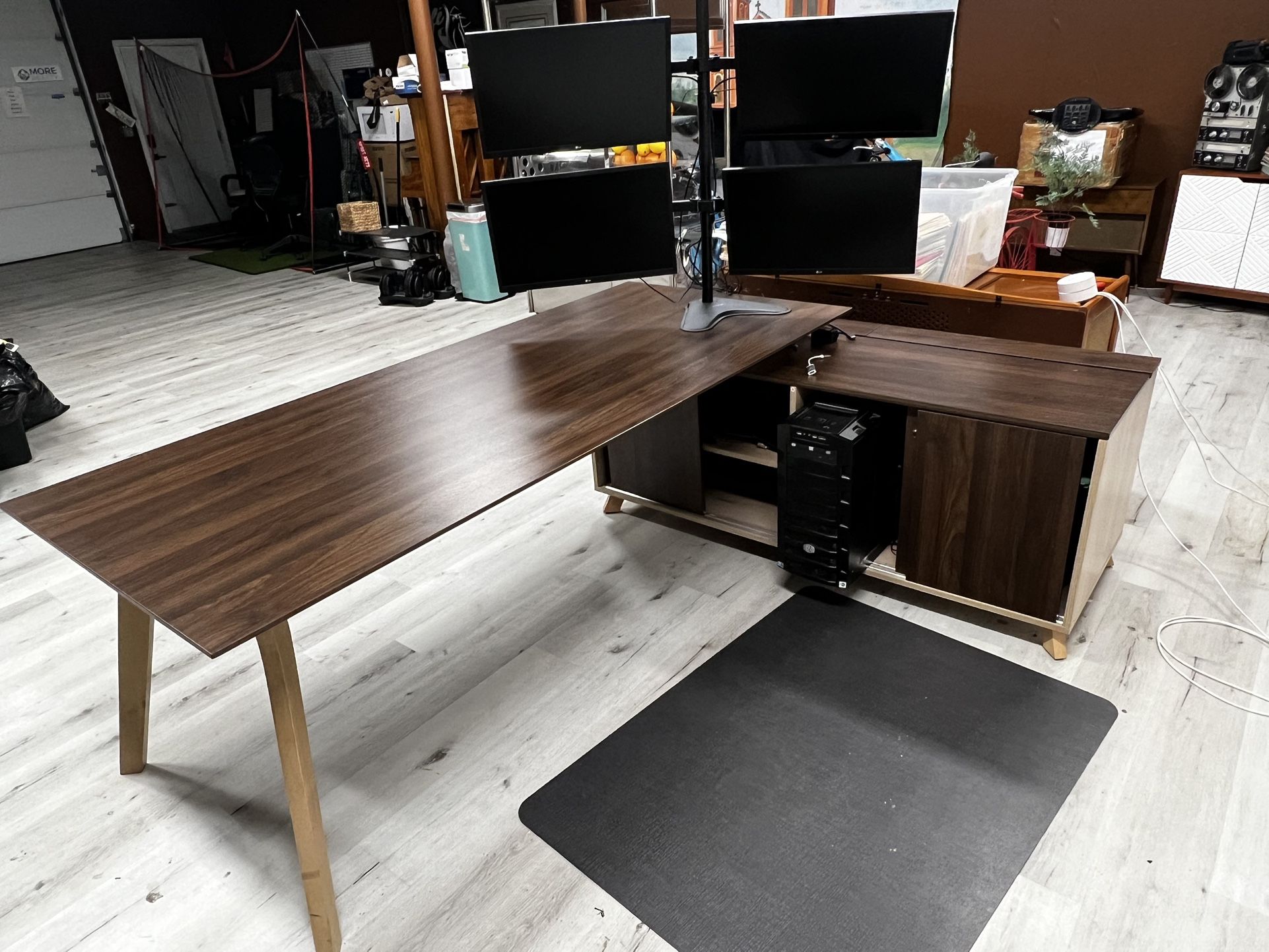 Dania Executive Desk