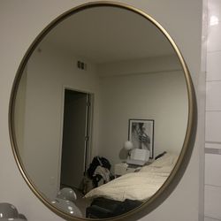 Round Mirror