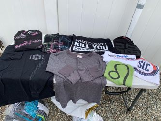 T-shirts boys : large $6.00 bundle. Chino, ca