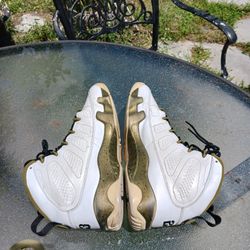 Jordan 9 Statue Size 9