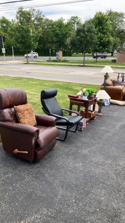 Household furnishings / furniture