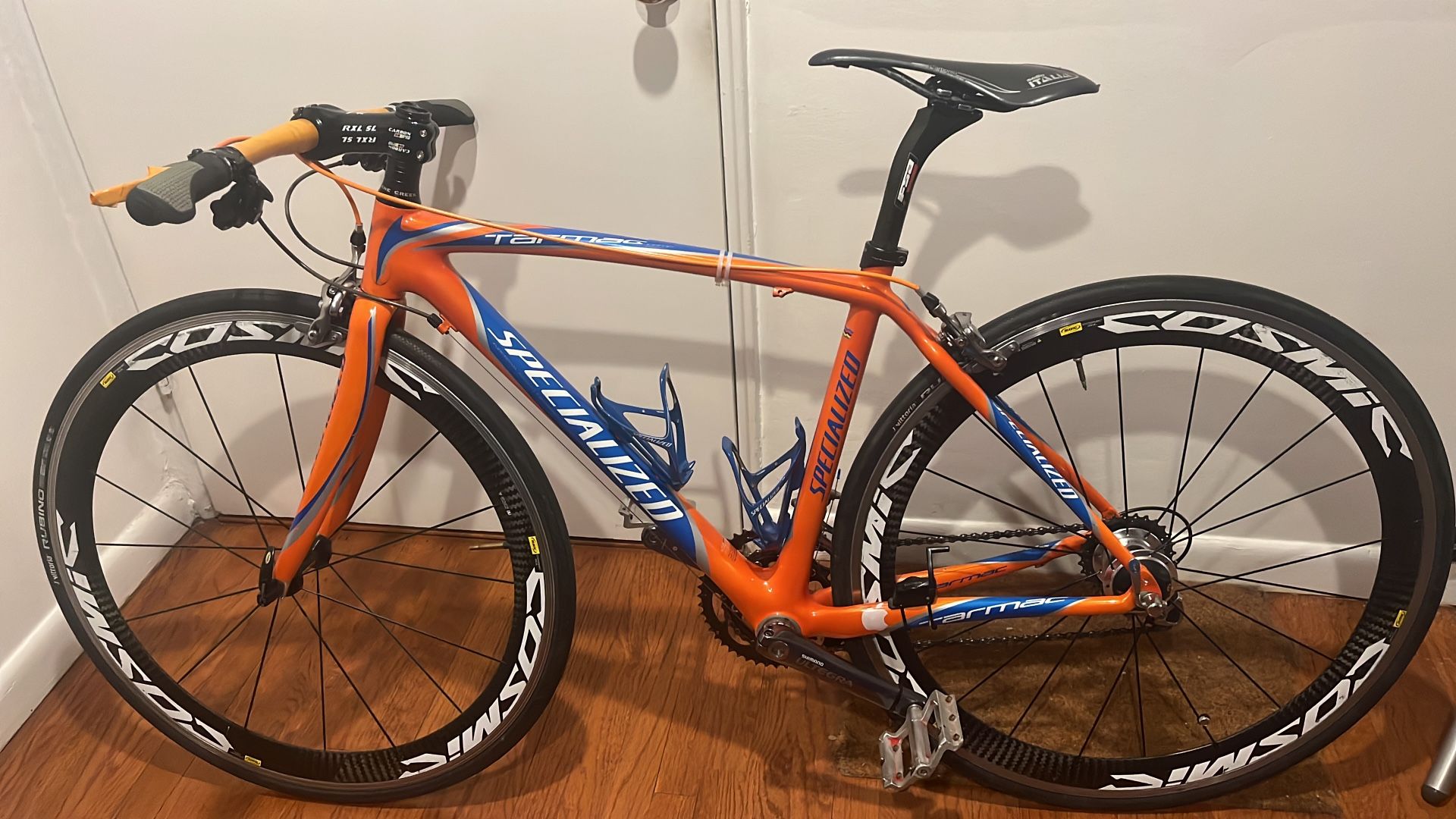 Specialized Tarmac Comp Carbon W/MAVIC COSMIC (SMALL)