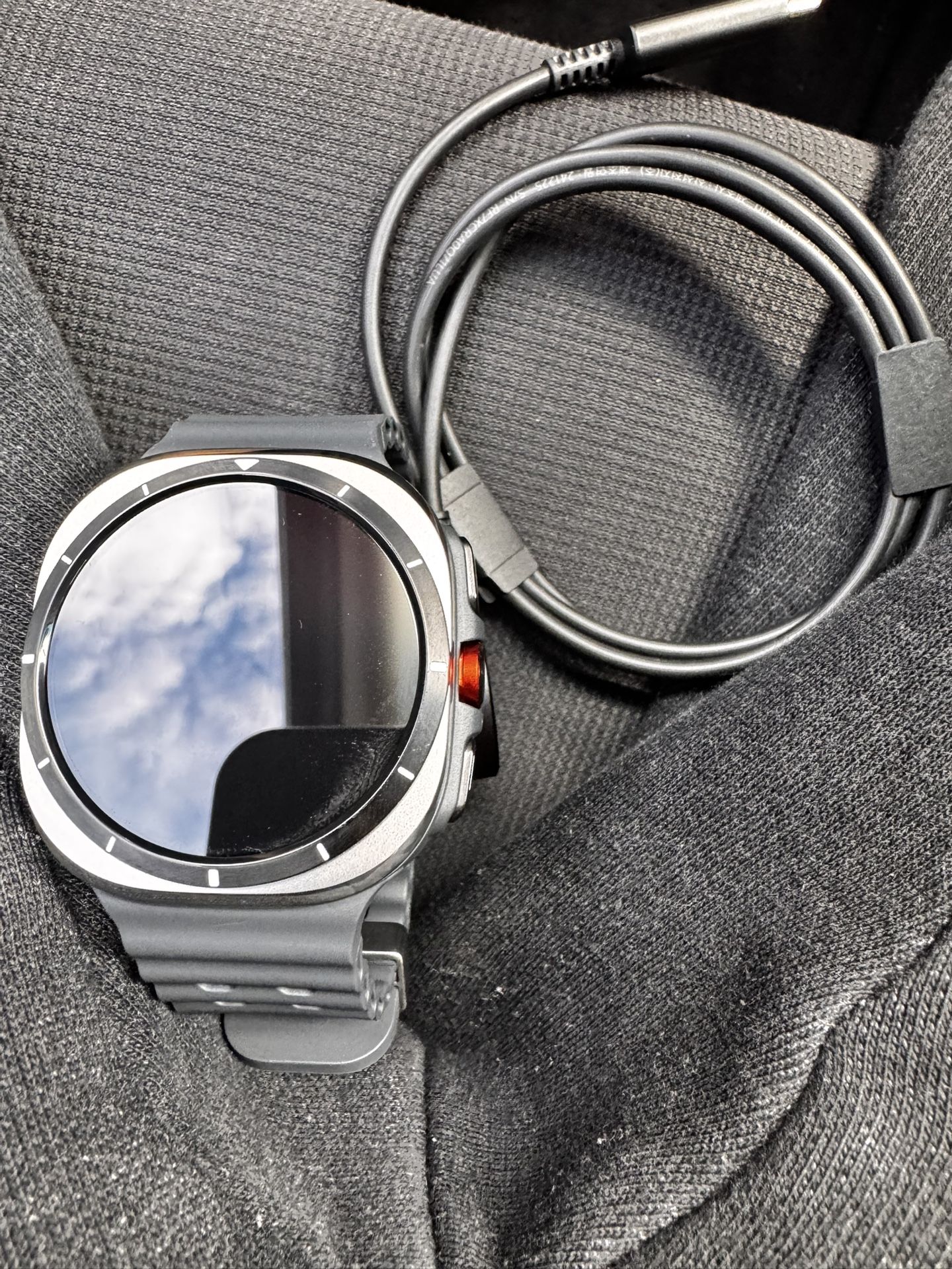Samsung Galaxy Watch Ultra 47mm LTE AI Smartwatch Energy Score, Wellness Tips, Heart Rate Tracking, Sleep Monitor, Fitness Tracker, GPS, 2024,Titani