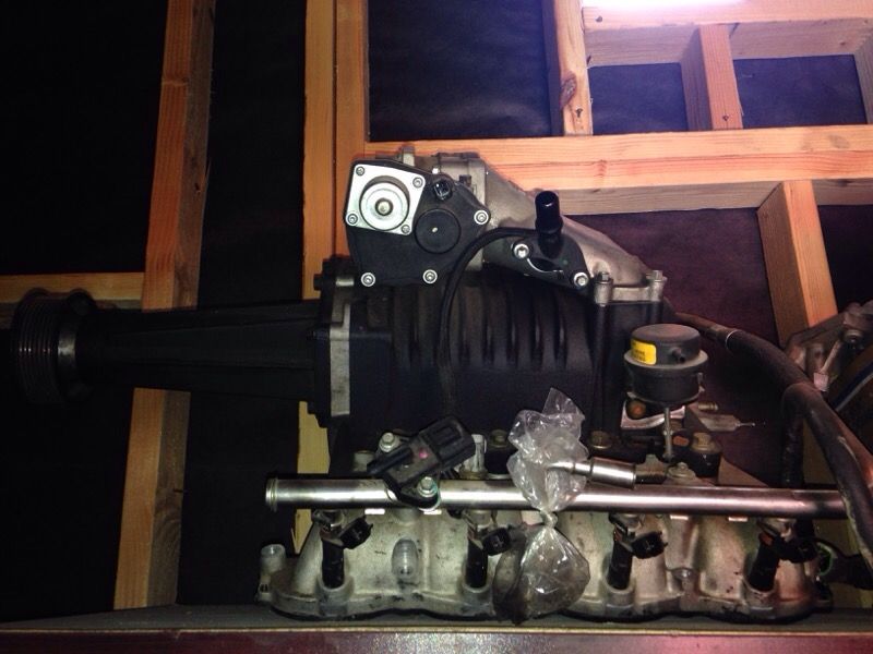 ROUSH SUPERCHARGER 5.4 3v FORD ENGINE!!!!!!!!