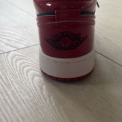 AIR JORDAN 1 LOW SE (GS)