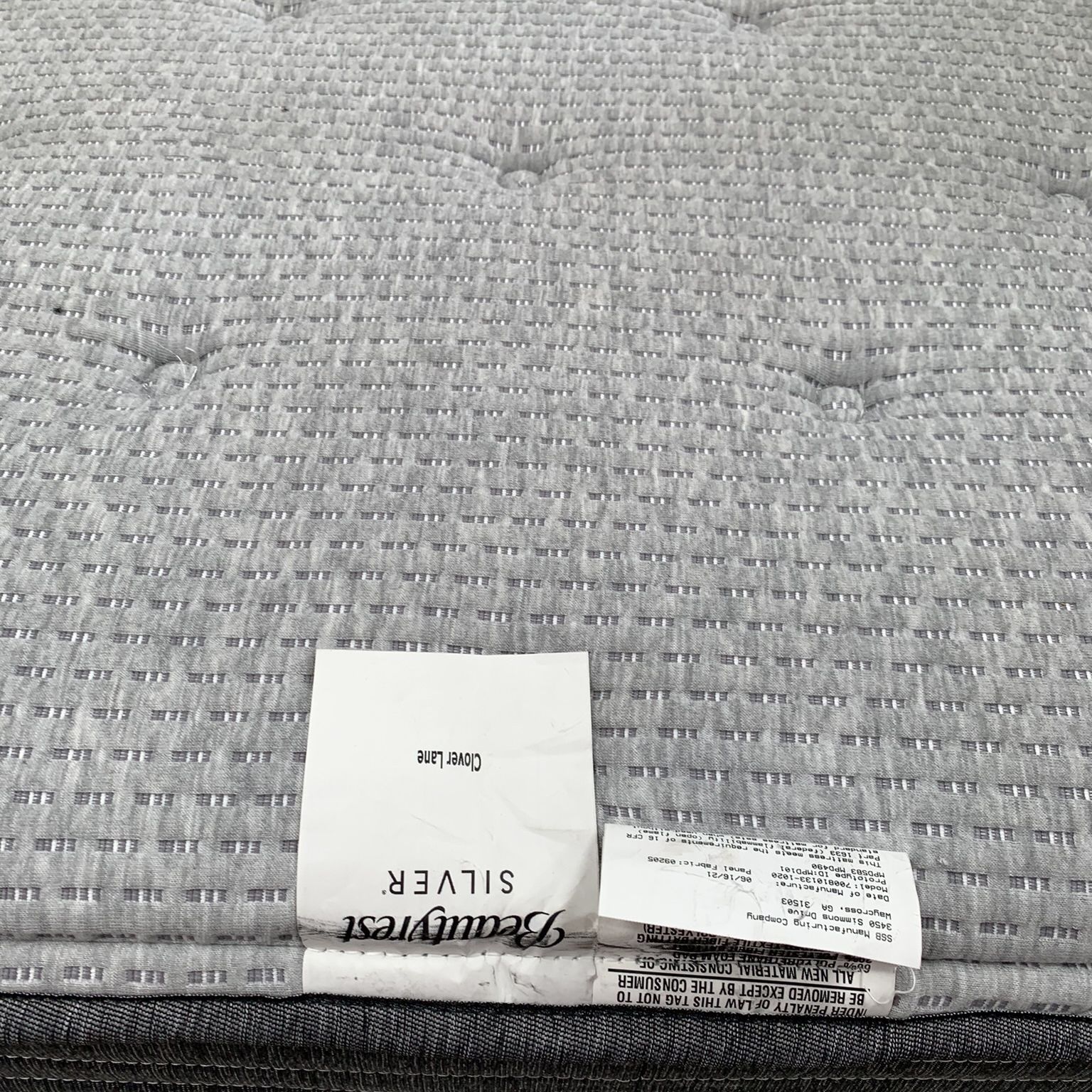 Beautyrest Silver Twin Xl Mattress for Sale in Clearwater FL