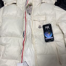 Moncler Puffer 