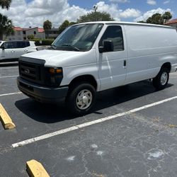 2013 Ford E-250 Cargo Van 
