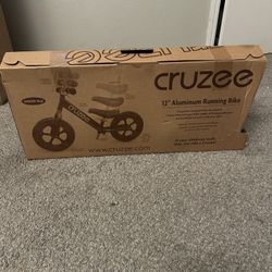 Cruzee Balance Bike