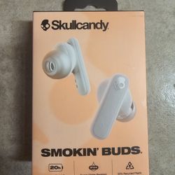 Skull Candy Ear Buds Smokin  Buds