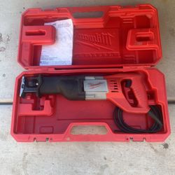 Milwaukee 12 Amp SAWZALL Reciprocating Saw with Case