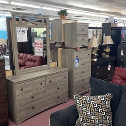 🇺🇸HUGE Blowout Furniture Sale!🇺🇸 Brand New 4PC Bedroom Set! $50 Down Takes It Home Today!