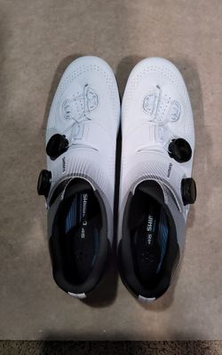 Shimano cycling shoes RC7 size 10.5
