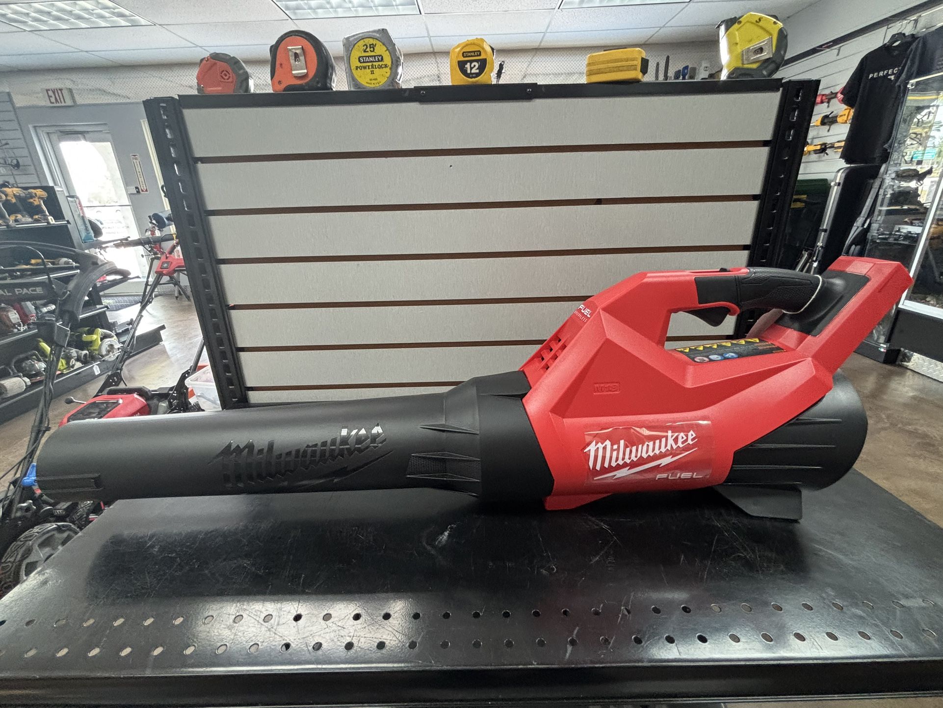 Milwaukee Blower & Trimmer Combo Set