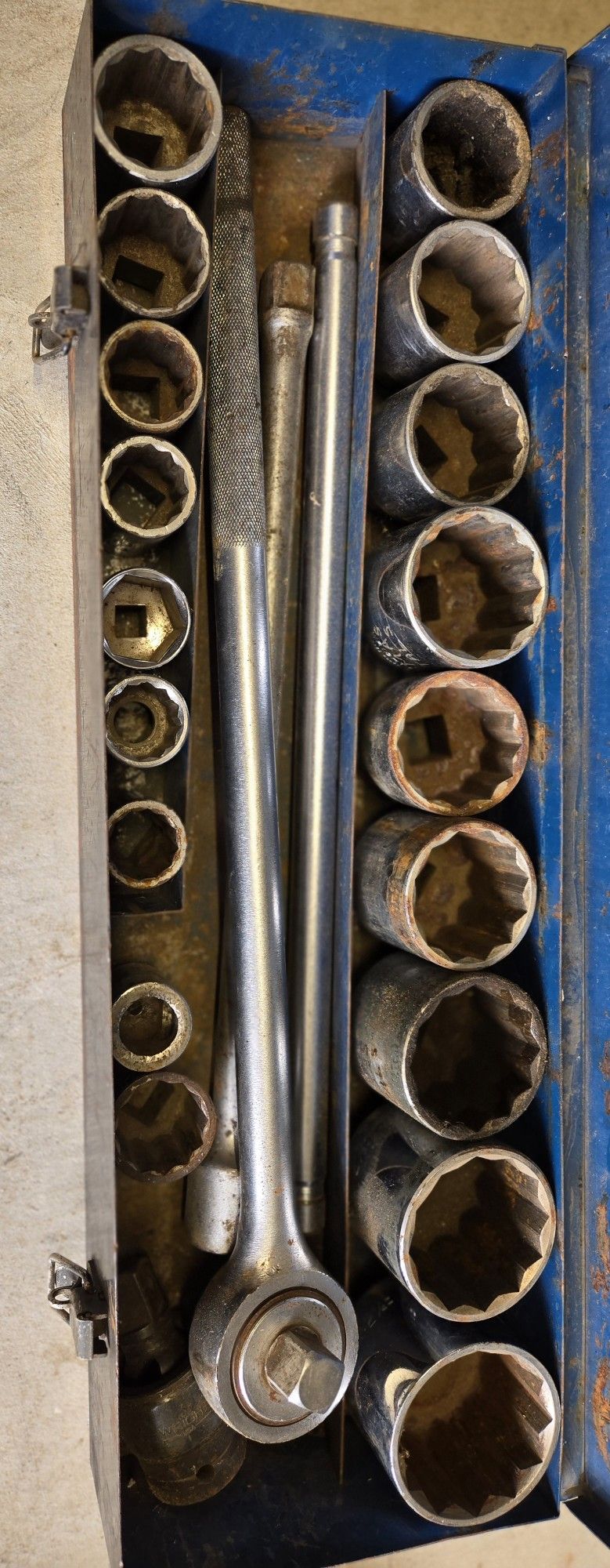 22 PIECE SOCKET SET