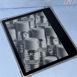 Amazon Kindle Oasis 9th Gen Model CW24Wi 7" 32GB Wi-Fi Champagne Gold Ads Free