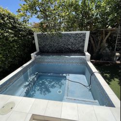 Back Yard Hot Tub Spa Jacuzzi Pebble 